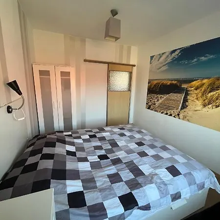 Apartament Kolobrzeska Mansarda, Narutowicza 8 Kolobrzeg Exterior photo